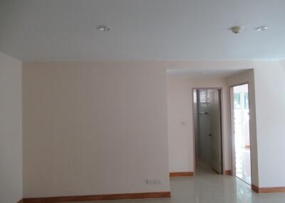 73 Sqm., 2 Beds, 1 Bath Condo listed for ฿ 2,170,000.