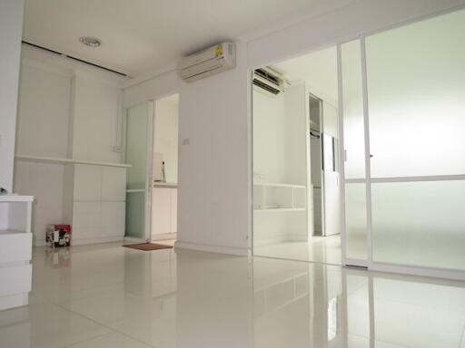 35 Sqm., 1 Bed, 1 Bath Condo listed for ฿ 2,100,000.