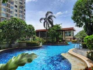 41 Sqm., 1 Bed, 1 Bath Condo listed for ฿ 2,400,000.