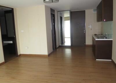 45 Sqm., 1 Bed, 1 Bath Condo listed for ฿ 2,506,000.