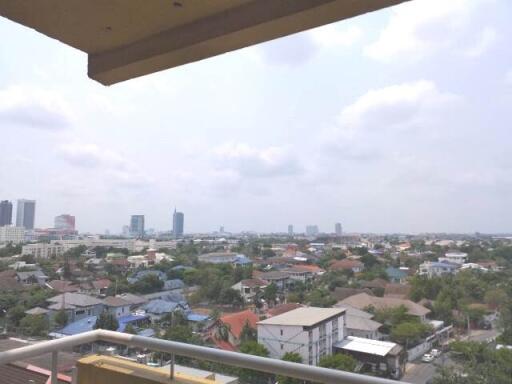 50 Sqm., 1 Bed, 1 Bath Condo listed for ฿ 2,481,000.