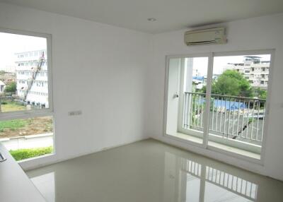 36 Sqm., 1 Bed, 1 Bath Condo listed for ฿ 2,151,000.