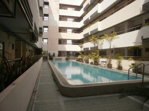 86 Sqm., 1 Bed, 1 Bath Condo listed for ฿ 2,344,000.