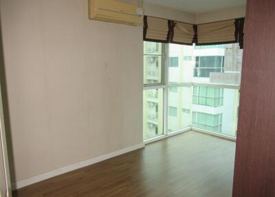 57 Sqm., 1 Bed, 1 Bath Condo listed for ฿ 1,690,000.