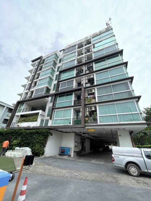 29 Sqm., 1 Bed, 1 Bath Condo listed for ฿ 2,144,000.