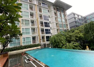 35 Sqm., 1 Bed, 1 Bath Condo listed for ฿ 2,053,000.