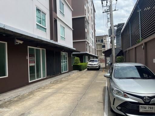 31 Sqm., 1 Bed, 1 Bath Condo listed for ฿ 1,802,000.