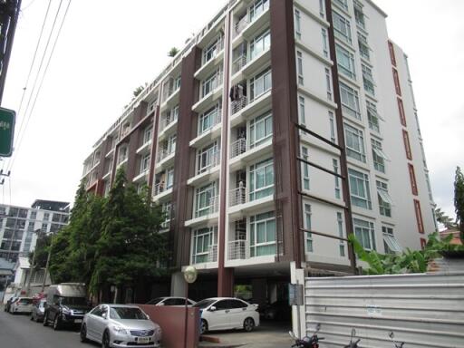 35 Sqm., 2 Beds, 1 Bath Condo listed for ฿ 1,895,000.