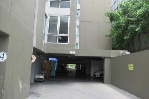31 Sqm., 1 Bed, 1 Bath Condo listed for ฿ 1,667,000.