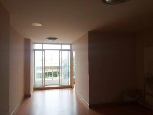 51 Sqm., 2 Beds, 1 Bath Condo listed for ฿ 1,430,000.