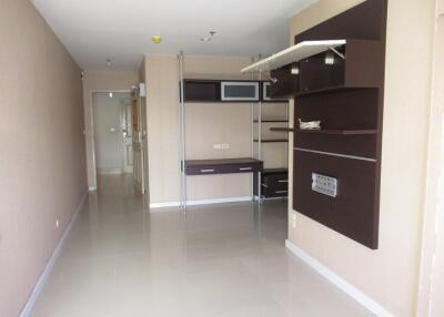 41 Sqm., 1 Bed, 1 Bath Condo listed for ฿ 1,230,000.