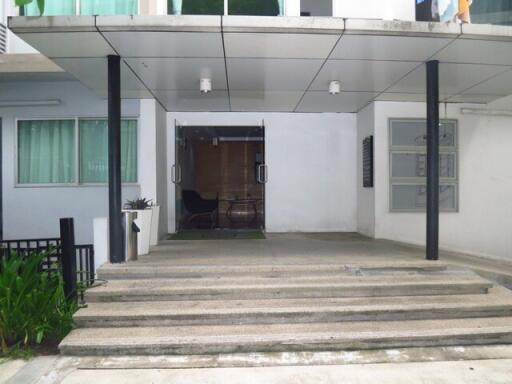 35 Sqm., 1 Bed, 1 Bath Condo listed for ฿ 1,542,000.