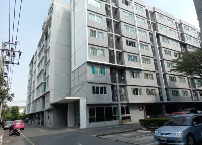 30 Sqm., 1 Bed, 1 Bath Condo listed for ฿ 1,314,000.