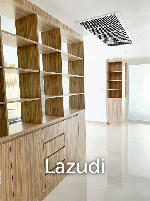 3 Bed 3 Bath 145 SQ.M Supalai Riva Grande