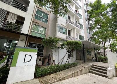 31 Sqm., 1 Bed, 1 Bath Condo listed for ฿ 1,250,000.
