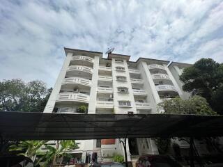 58 Sqm., 2 Beds, 1 Bath Condo listed for ฿ 1,238,000.