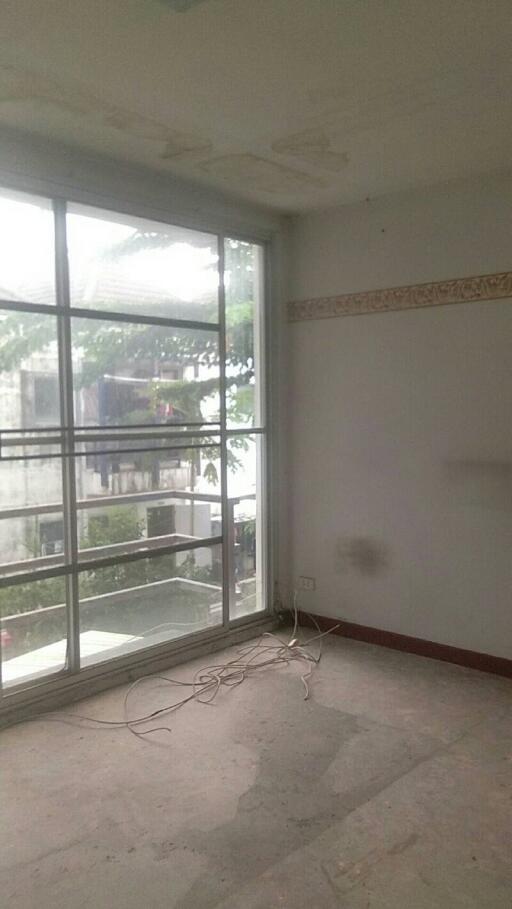 97 Sqm., 2 Beds, 2 Baths Condo listed for ฿ 1,362,000.