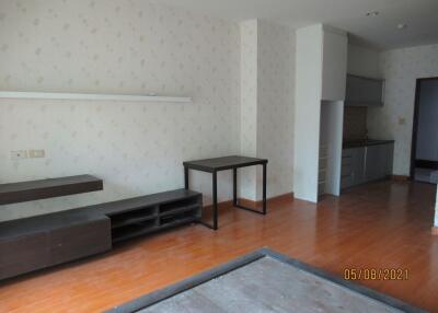 37 Sqm., 1 Bed, 1 Bath Condo listed for ฿ 1,361,000.