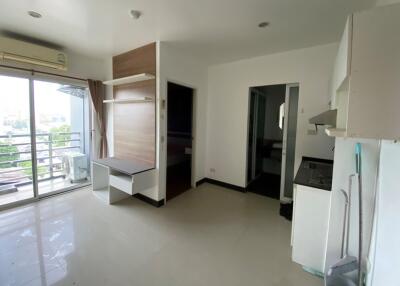 31 Sqm., 1 Bed, 1 Bath Condo listed for ฿ 1,355,000.
