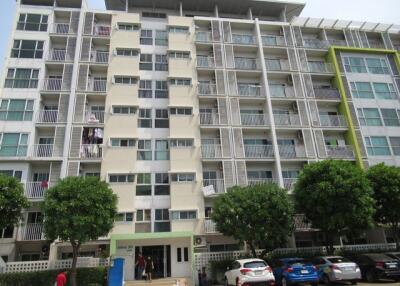 32 Sqm., 1 Bed, 1 Bath Condo listed for ฿ 1,279,000.