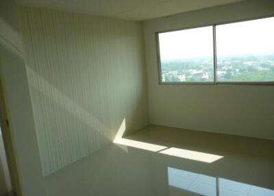 65 Sqm., 1 Bed, 1 Bath Condo listed for ฿ 1,268,000.