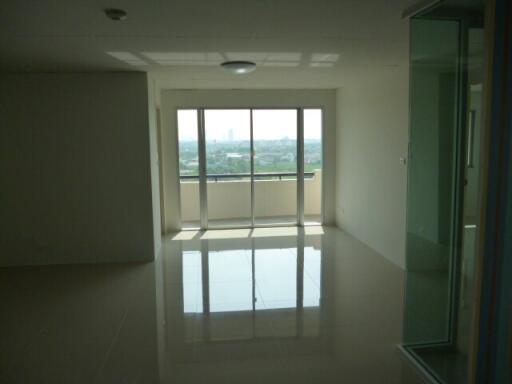 65 Sqm., 1 Bed, 1 Bath Condo listed for ฿ 1,268,000.