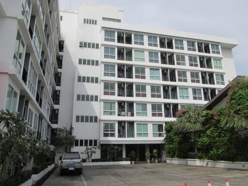 29 Sqm., 1 Bed, 1 Bath Condo listed for ฿ 1,240,000.