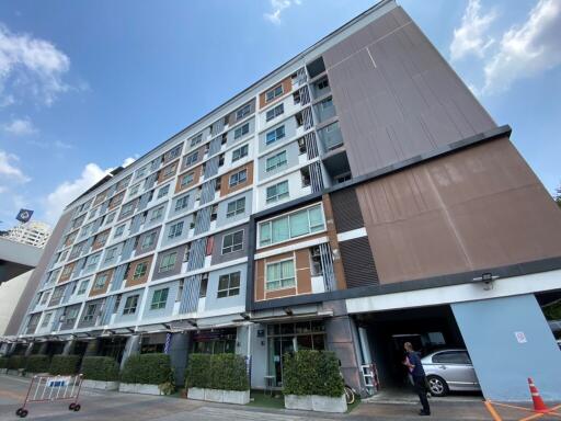 29 Sqm., 1 Bed, 1 Bath Condo listed for ฿ 1,098,000.