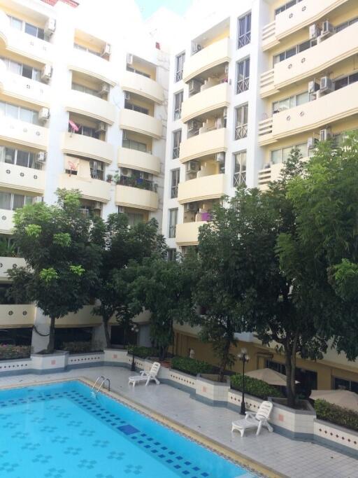 36 Sqm., 1 Bed, 1 Bath Condo listed for ฿ 1,051,000.