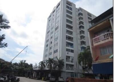 55 Sqm., 1 Bed, 1 Bath Condo listed for ฿ 1,153,000.