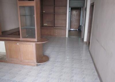 72 Sqm., 1 Bed, 1 Bath Condo listed for ฿ 720,000.