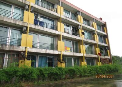 30 Sqm., 1 Bed, 1 Bath Condo listed for ฿ 1,028,000.