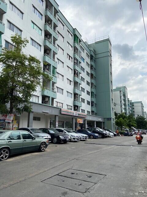 28 Sqm., 1 Bed, 1 Bath Condo listed for ฿ 801,000.