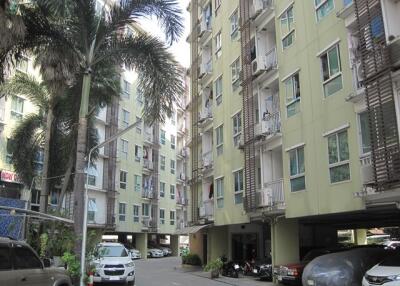 31 Sqm., 1 Bed, 1 Bath Condo listed for ฿ 787,000.