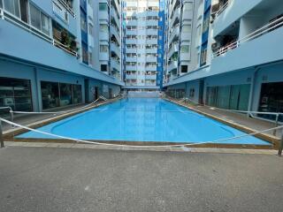45 Sqm., 1 Bed, 1 Bath Condo listed for ฿ 851,000.