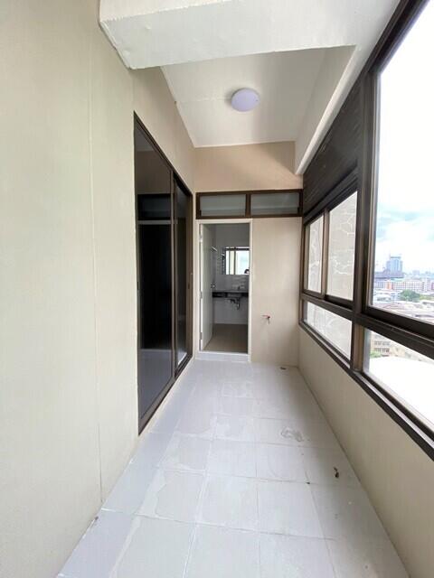 38 Sqm., 1 Bed, 1 Bath Condo listed for ฿ 840,000.