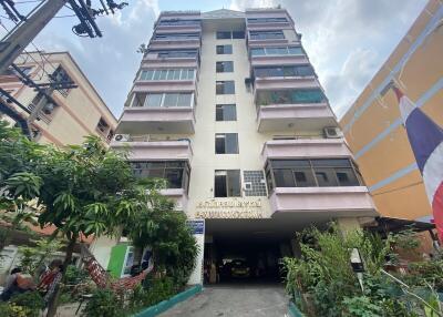 23 Sqm., 1 Bed, 1 Bath Condo listed for ฿ 687,000.