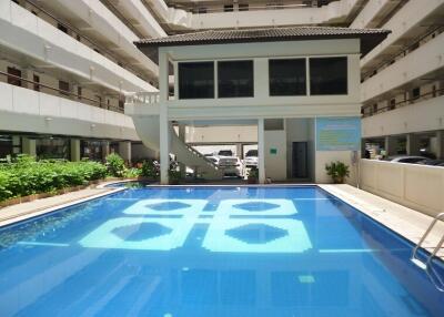 37 Sqm., 1 Bed, 1 Bath Condo listed for ฿ 541,000.