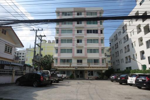 21 Sqm., 1 Bed, 1 Bath Condo listed for ฿ 576,000.
