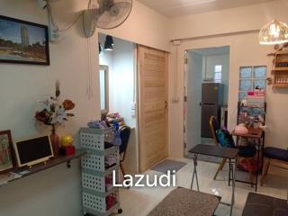 Townhouse 2 storeys 19.5sq.w. 2Bedrooms 2bathrooms fully furnished Price 2.59MB