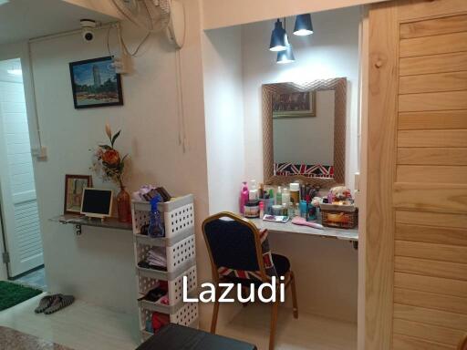 Townhouse 2 storeys 19.5sq.w. 2Bedrooms 2bathrooms fully furnished Price 2.59MB