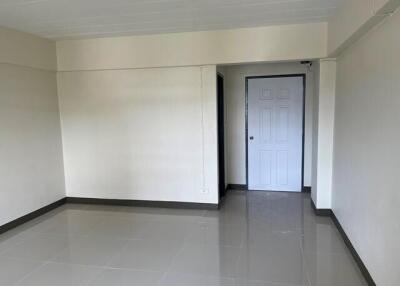 26 Sqm., 1 Bed, 1 Bath Condo listed for ฿ 460,000.
