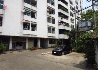 36 Sqm., 1 Bed, 1 Bath Condo listed for ฿ 383,000.