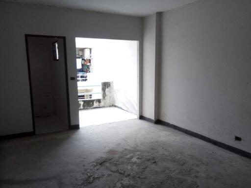 25 Sqm., 1 Bed, 1 Bath Condo listed for ฿ 367,000.