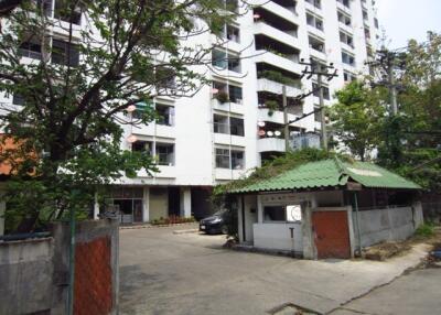 36 Sqm., 1 Bed, 1 Bath Condo listed for ฿ 352,000.