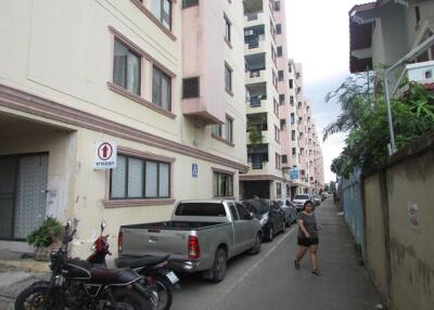 25 Sqm., 1 Bed, 1 Bath Condo listed for ฿ 334,000.