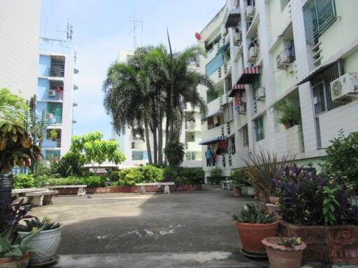 25 Sqm., 1 Bed, 1 Bath Condo listed for ฿ 372,000.