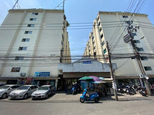 28 Sqm., 1 Bed, 1 Bath Condo listed for ฿ 238,000.