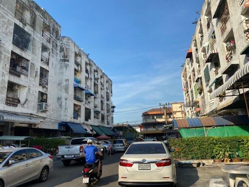 30 Sqm., 1 Bed, 1 Bath Condo listed for ฿ 310,000.