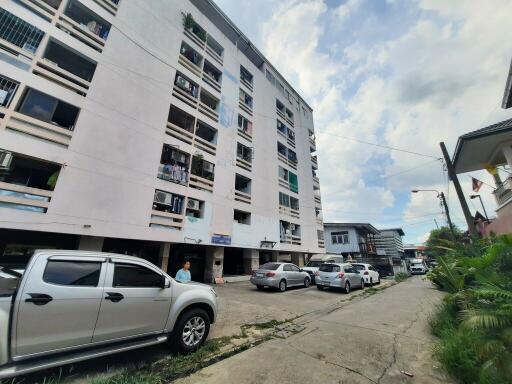 26 Sqm., 1 Bed, 1 Bath Condo listed for ฿ 309,000.